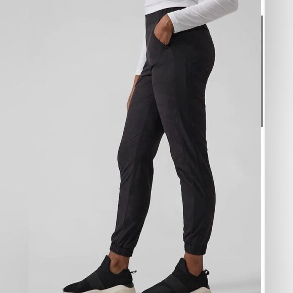 Athleta  Brooklyn Camo Jogger New with tags Size 20 Black Camo - Picture 4 of 12